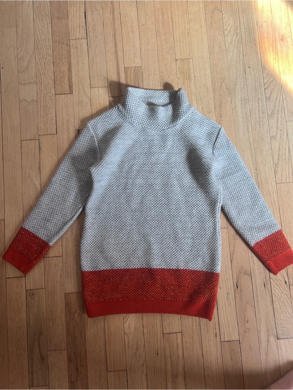 Ostwald Helgason Light Gray and Orange Contrast Hem Knit Sweater